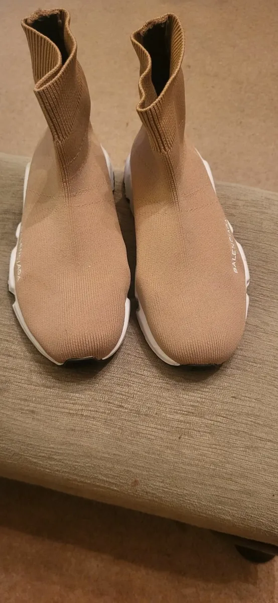 Runners - Image 3
