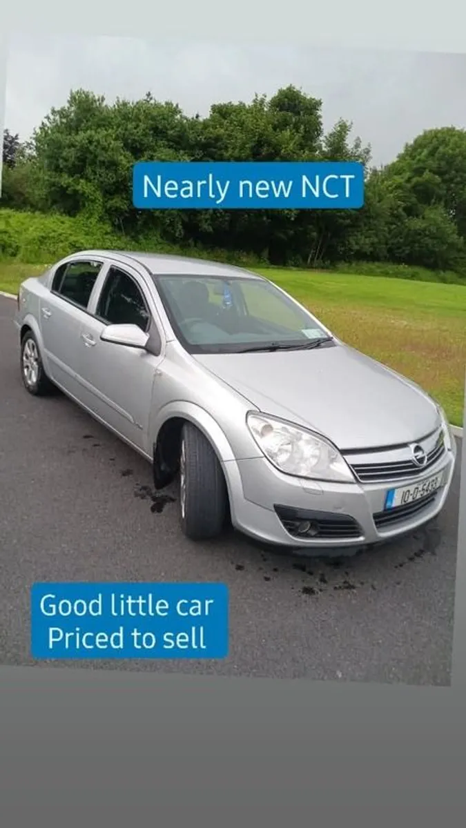2010 Opel Astra - Image 1