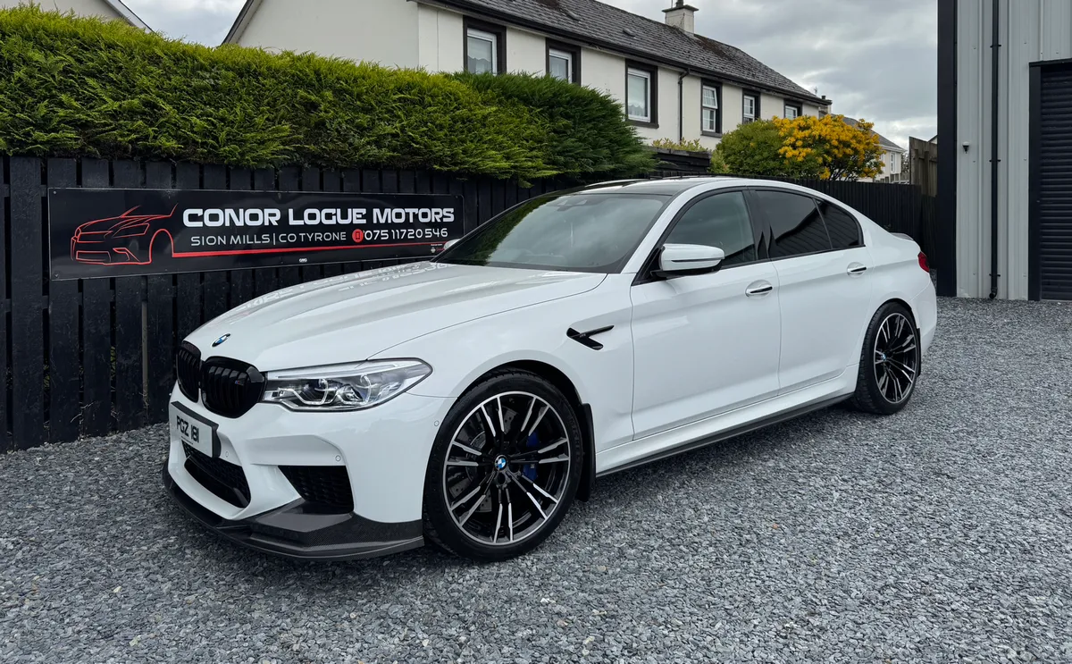 2018 BMW M5 F90 V8 X Drive Carbon Pack Huge Spec - Image 3