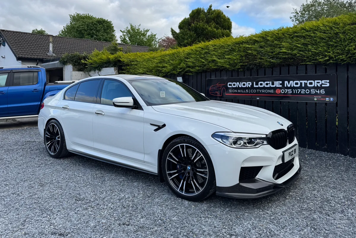 2018 BMW M5 F90 V8 X Drive Carbon Pack Huge Spec - Image 4
