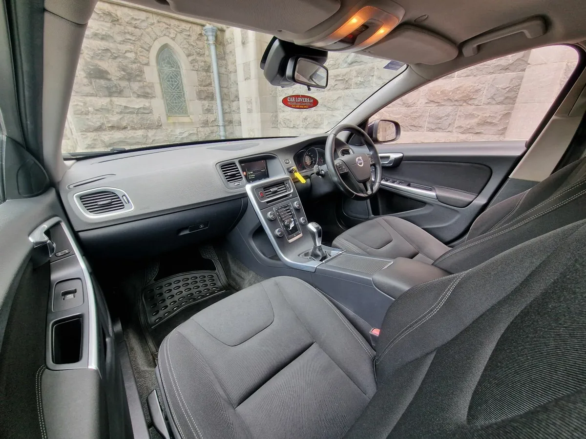 2014 VOLVO S60 2.0 D4 BUSINESS EDITION - Image 3