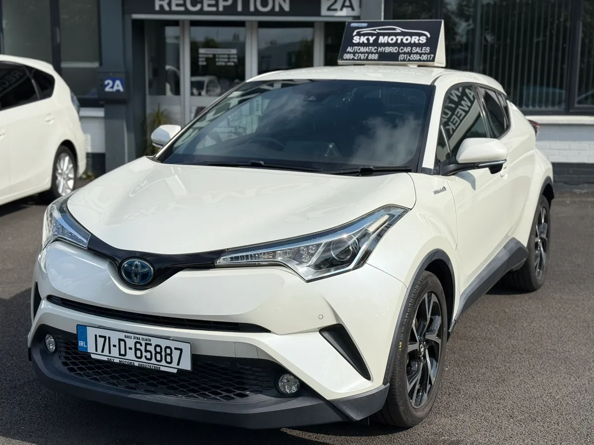 2017 Toyota C-HR 1.8 Hybrid  automatic 57K Miles - Image 3