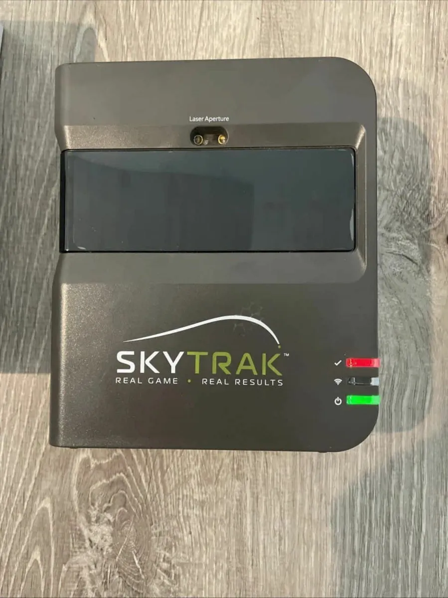 SkyTrak Golf Simulator - Image 2