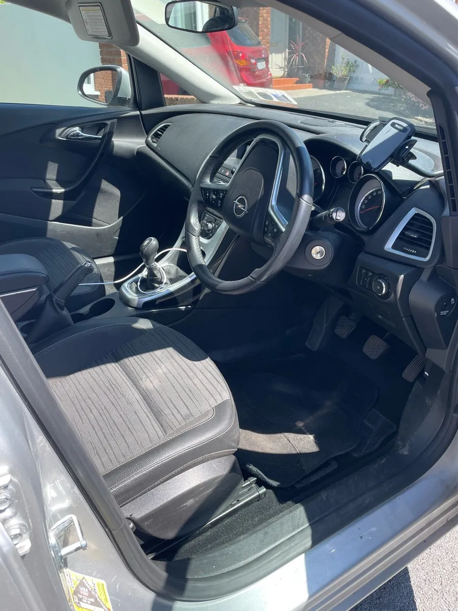 Opel Astra 152 - Image 2