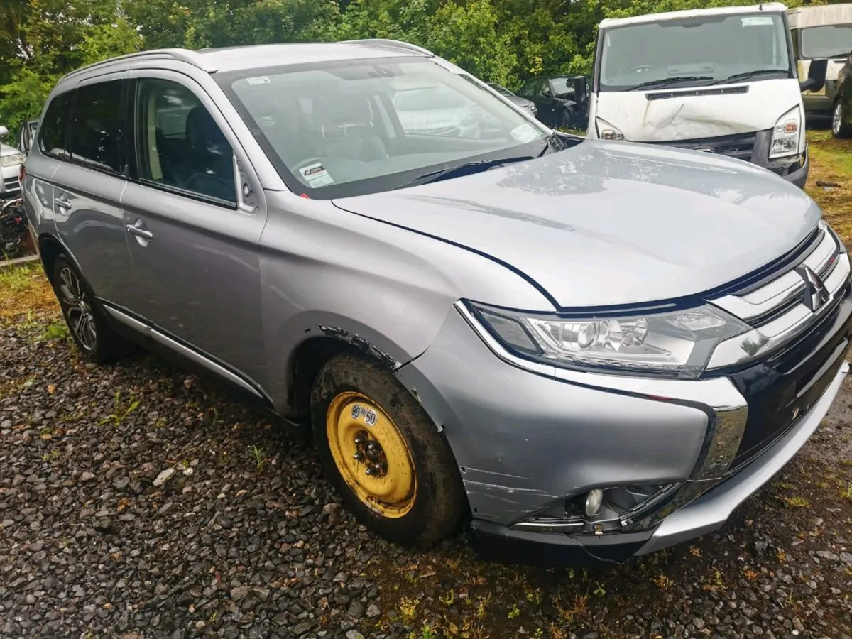 171 Mitsubishi Outlander Diesel 7 seat - Image 1