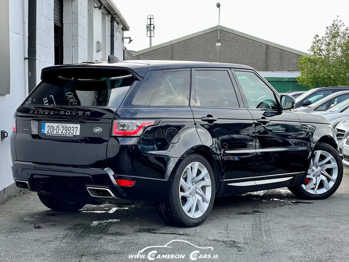 RANGE ROVER SPORT HSE DYNAMIQUE STUNNING SUV - Image 3