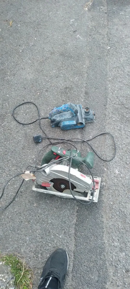 Skill saw and plainer working perfect priced - Image 4