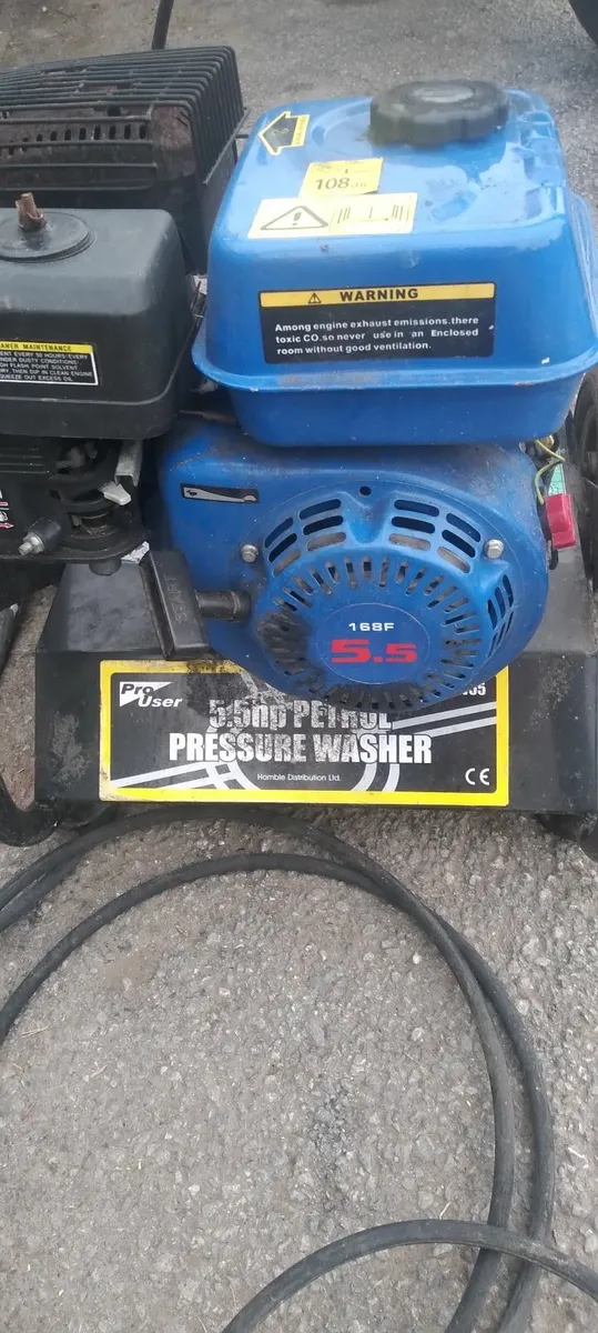 Power washer petŕol working perfect priced - Image 2