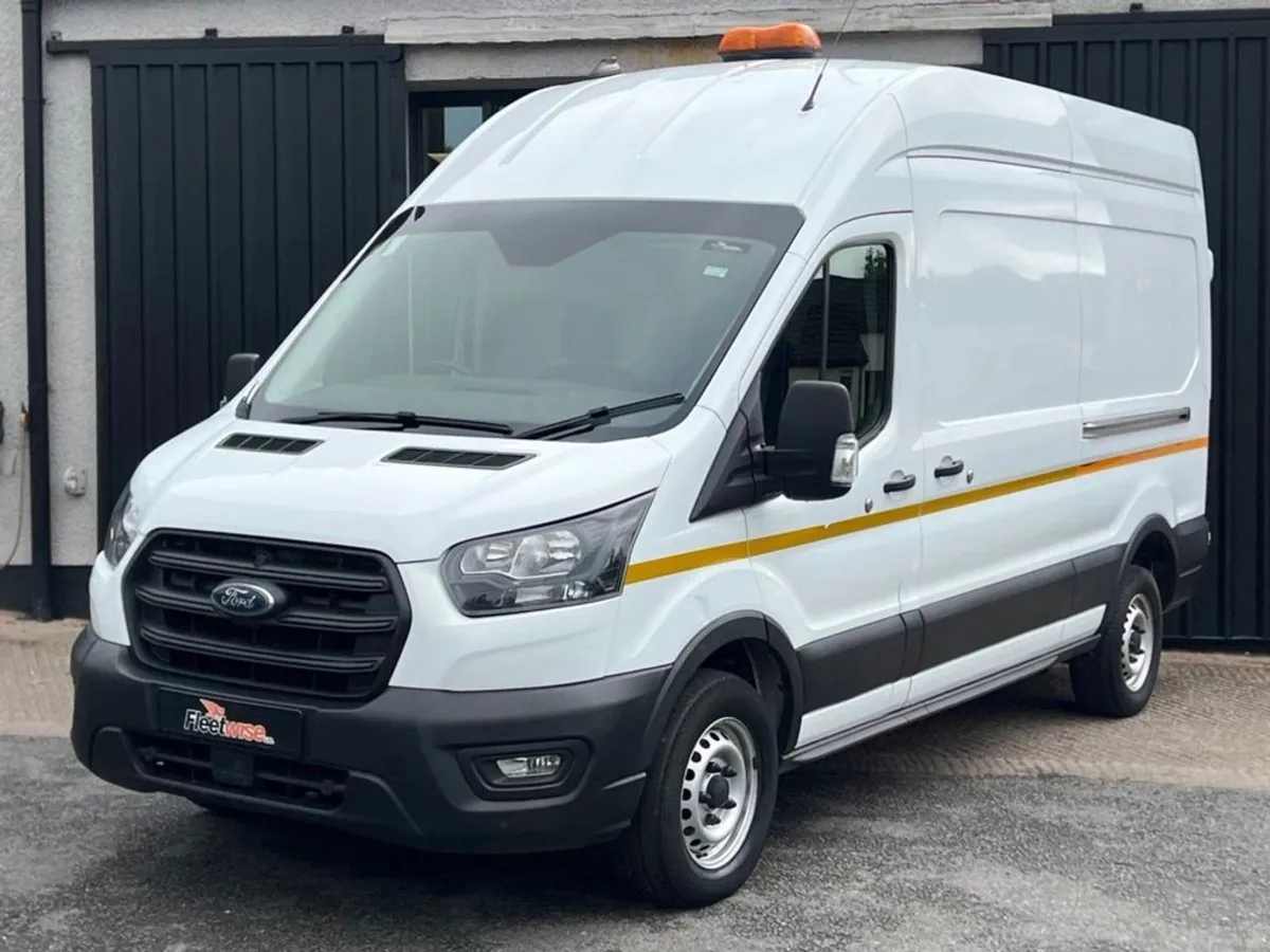 Ford Transit 2.0 350 Ecoblue Leader Panel Van 5dr - Image 3