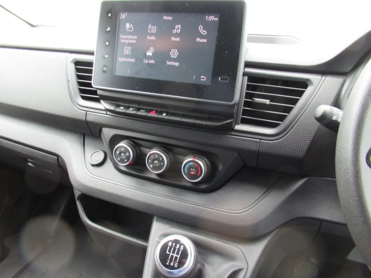 Renault Trafic 2.0 dCi Blue 30 Business  Panel Va - Image 4