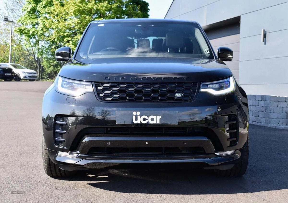 Land Rover Discovery 3.0 D300 Mhev R-dynamic SE - Image 2