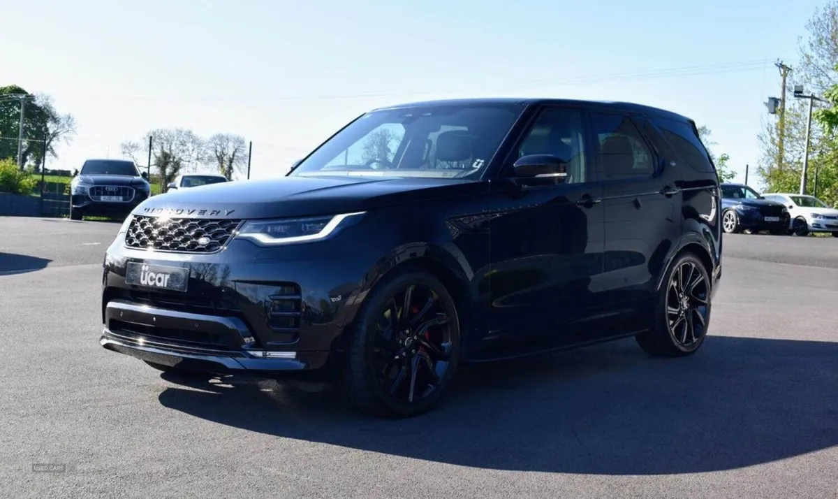 Land Rover Discovery 3.0 D300 Mhev R-dynamic SE - Image 3
