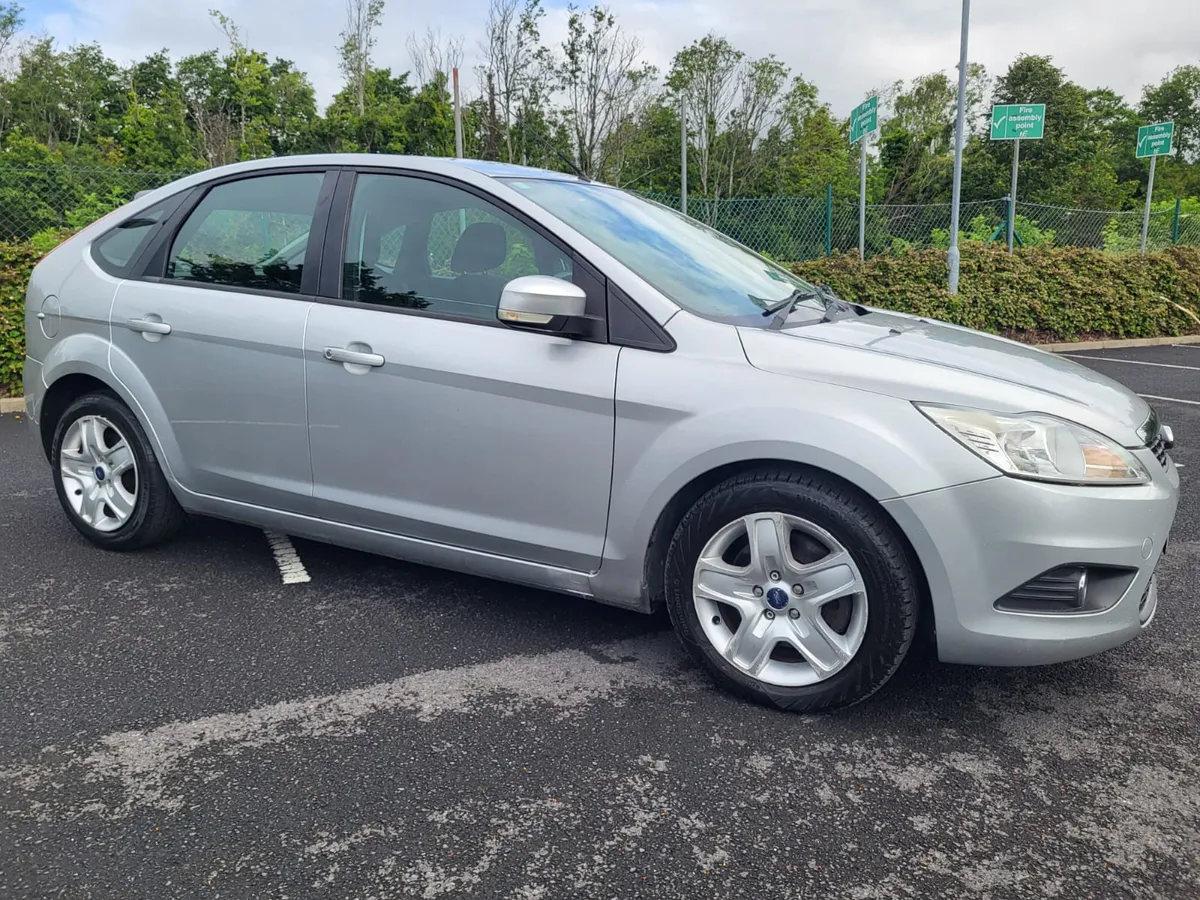 2009 FORD FOCUS LOW TAX - Image 1