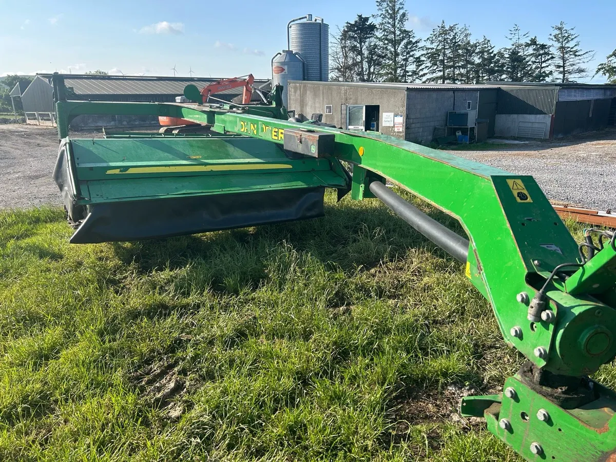 John Deere 530 - Image 1