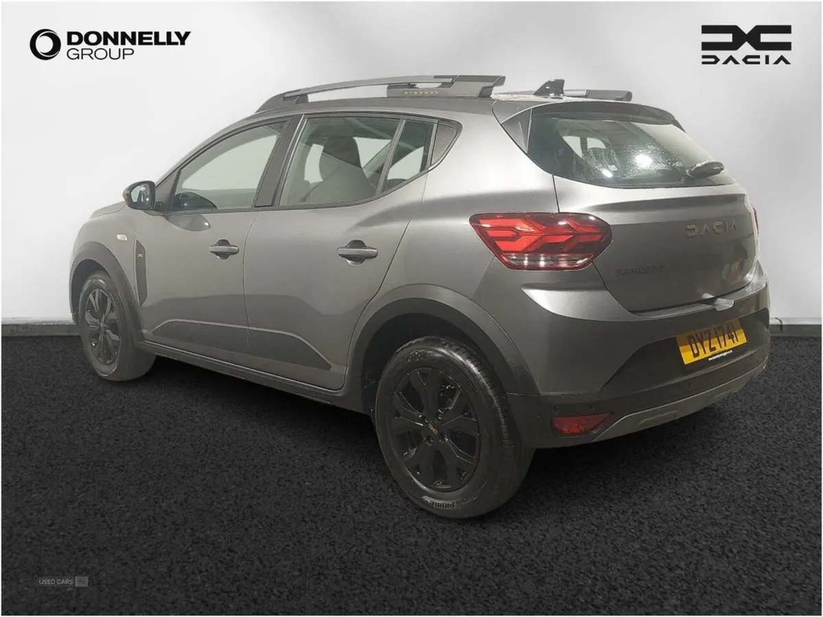 Dacia Sandero Stepway 1.0 TCe 110 Extreme 5dr - Image 2