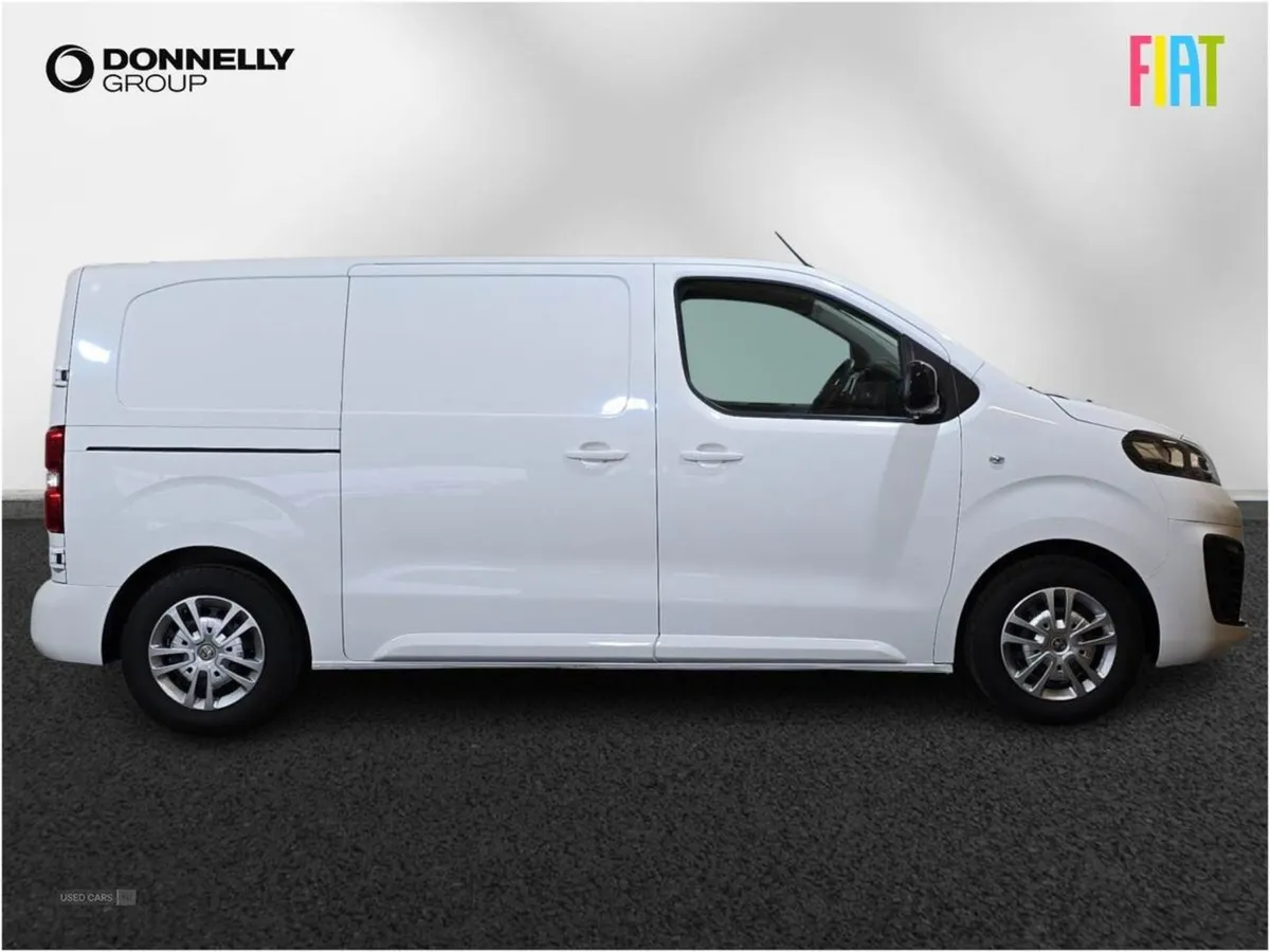 Vauxhall Vivaro 2700 1.5d 120PS Sportive H1 Van - Image 3