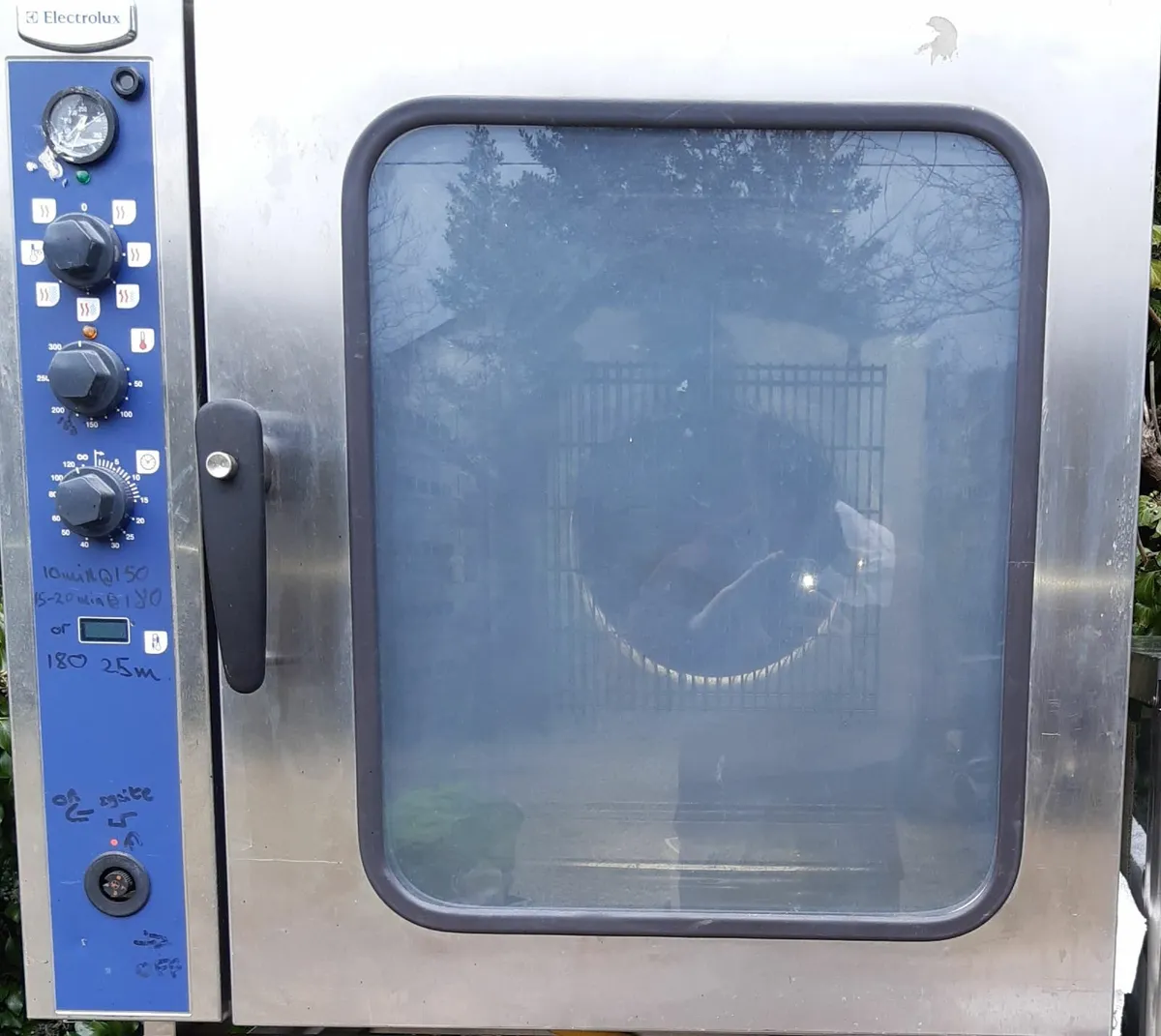 Commercial Electrolux 260701 convection oven gas - Image 3
