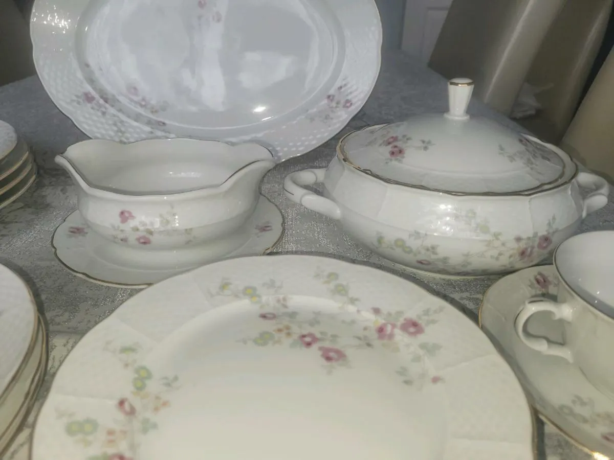 Thun Czechoslovakia dinner set - Image 3