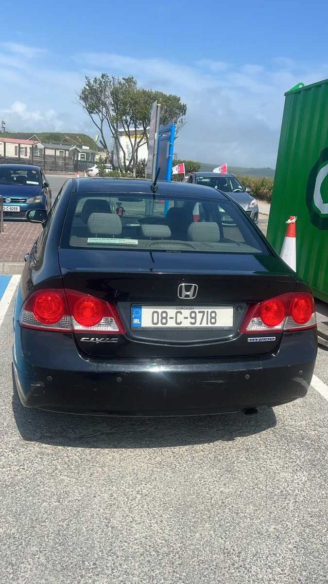Automatic honda civic 1.3 petrol hyprid - Image 2