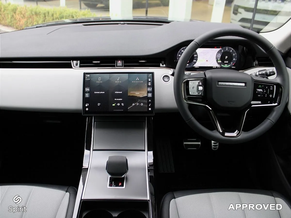 Land Rover Range Rover Evoque 1.5 Phev R-dynamic - Image 4