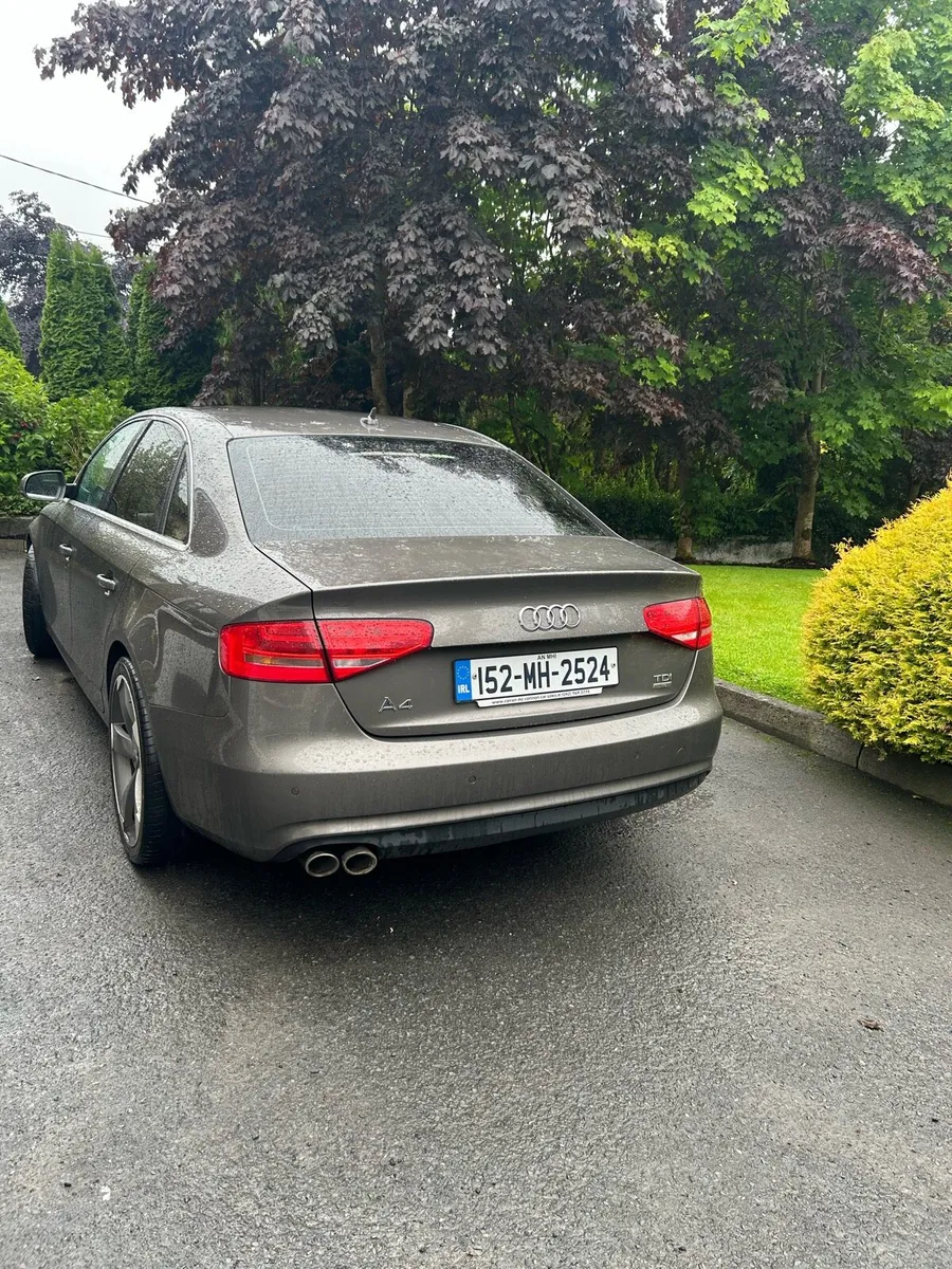 Audi A4 2015 - Image 2