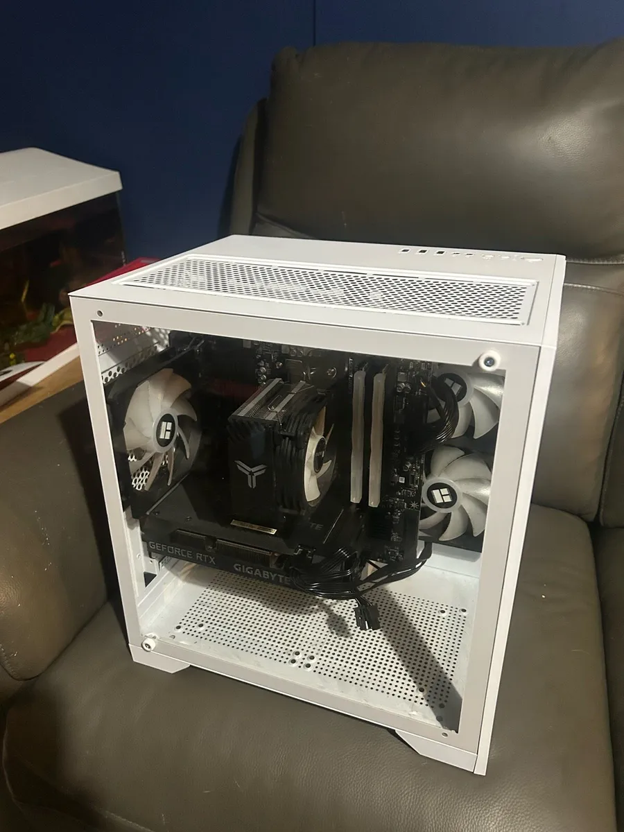 3060 rtx 12gb gaming pc - Image 1