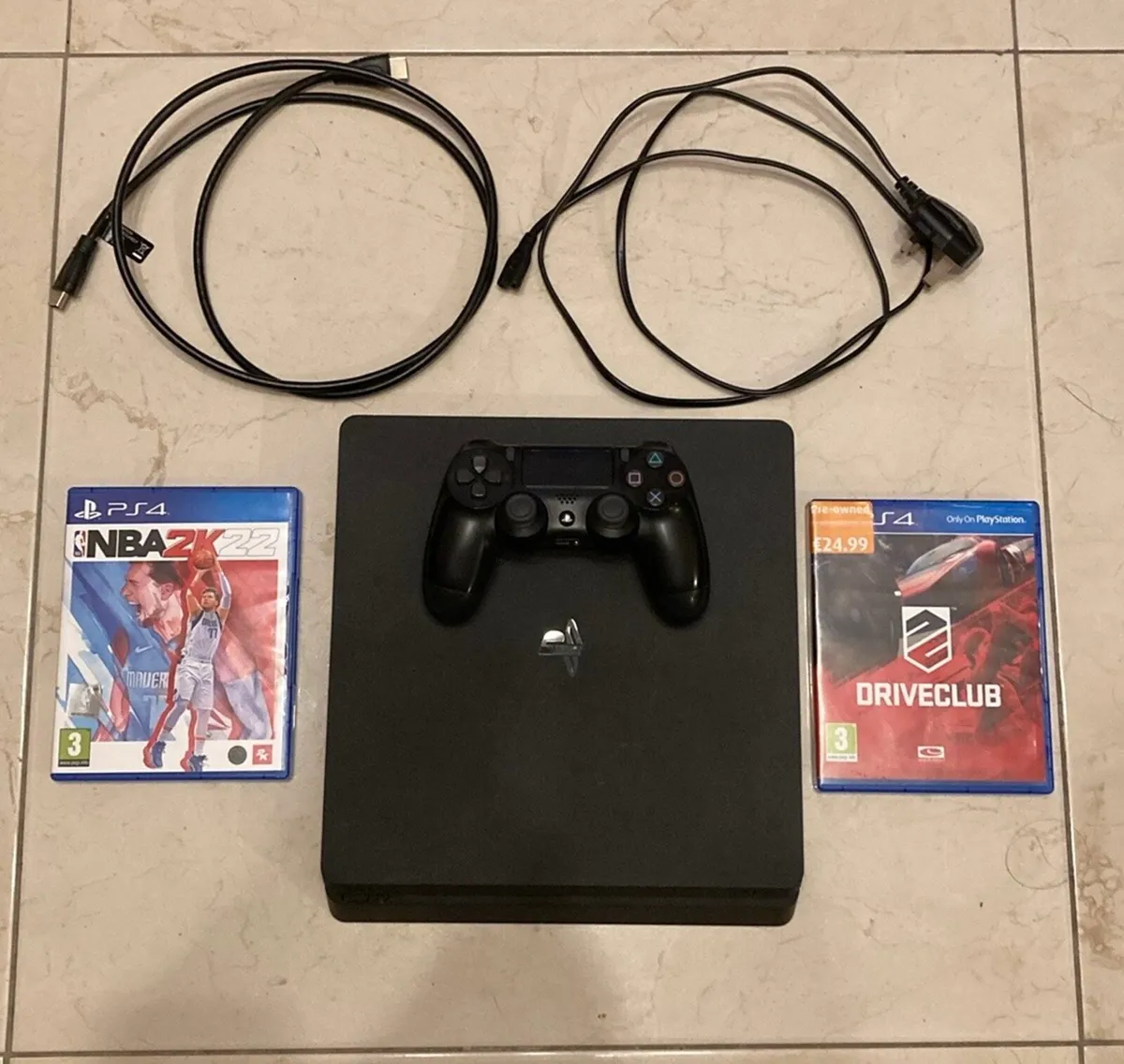 PS4 Slim Edition - Image 1