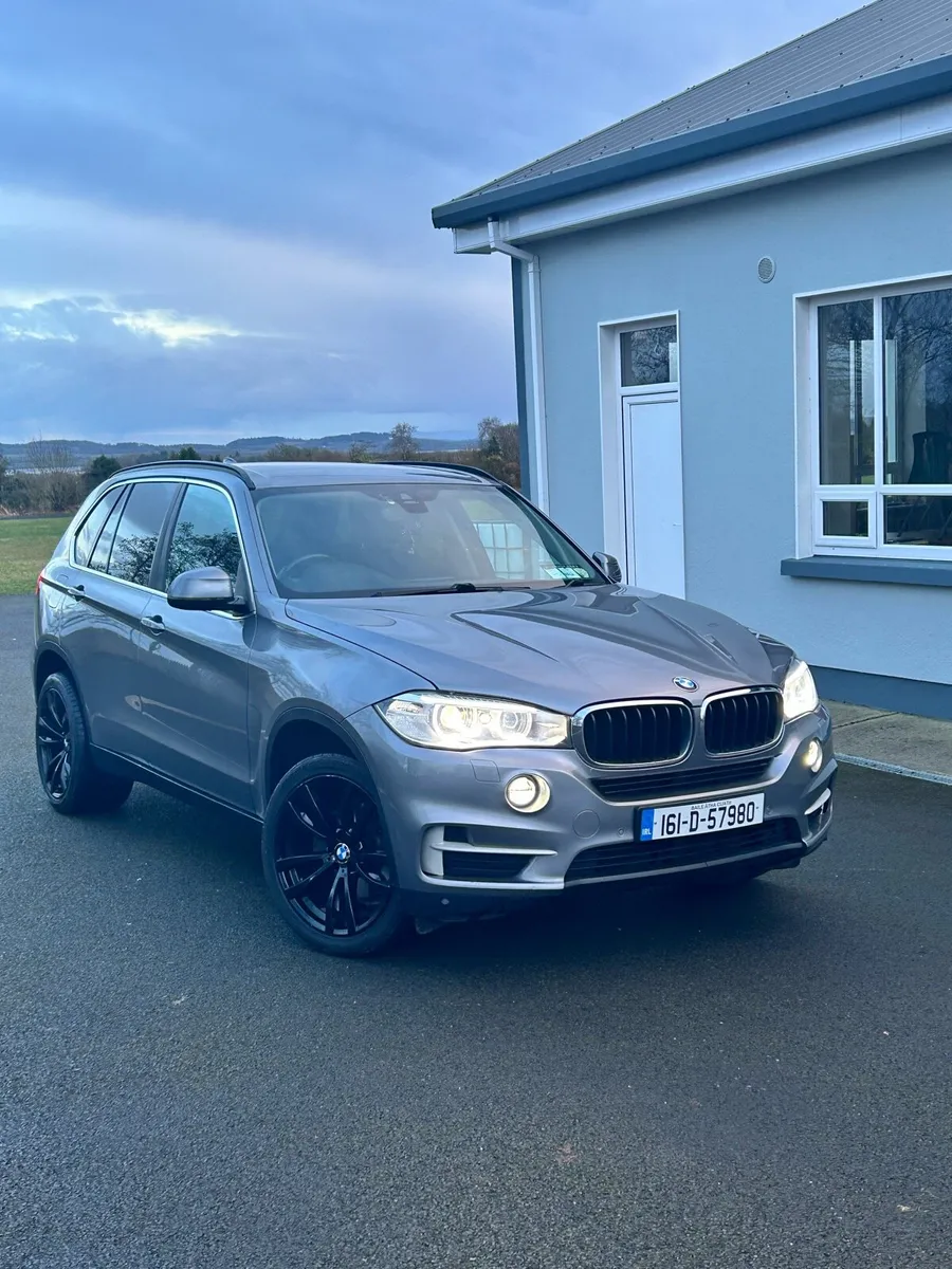 BMW X5 - Image 2