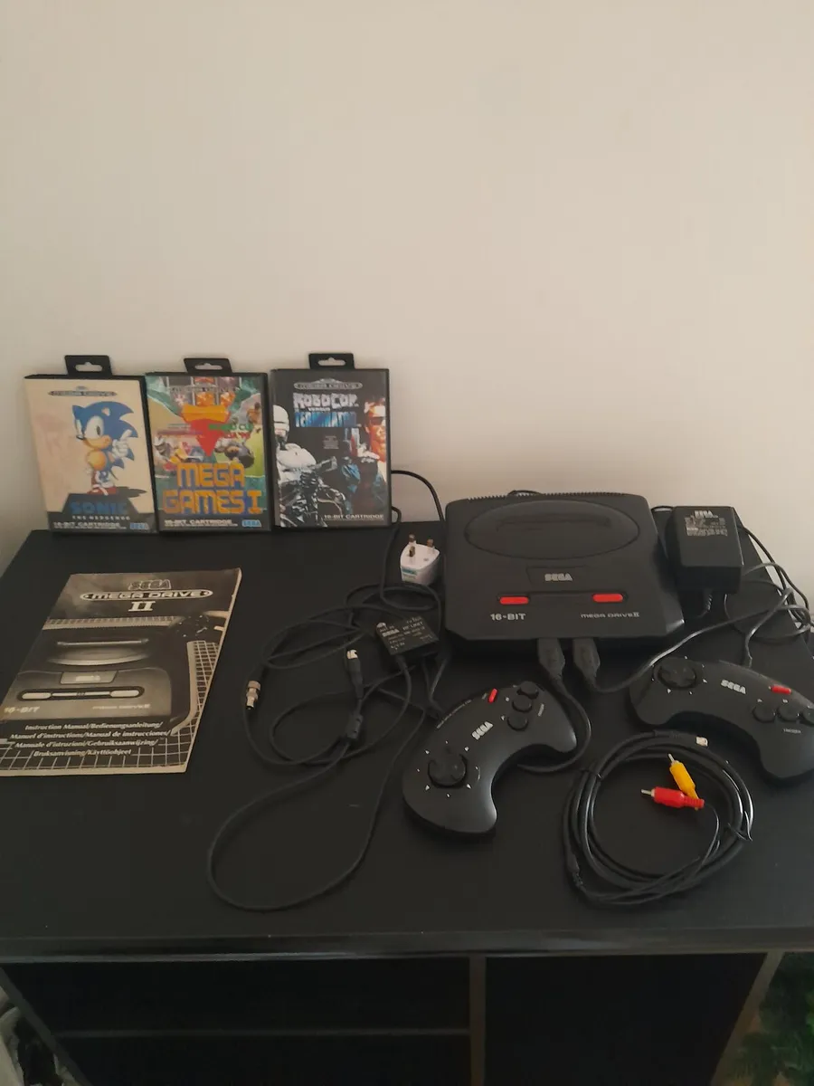 Retro Sega Megadrive 2 Console made in 80s - Image 3