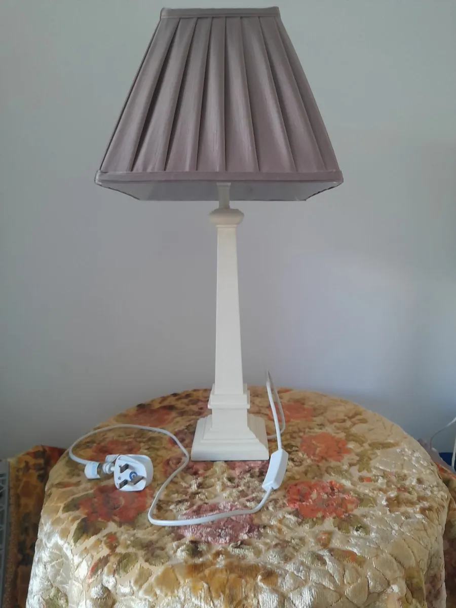 Table Lamp - Image 4