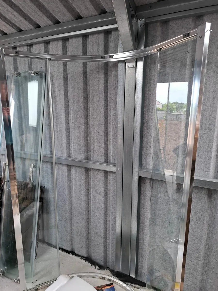 900 x 900 shower door - Image 3