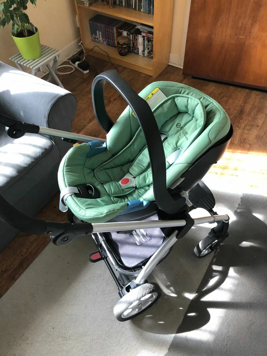 Travel System Two Piece - Mamas & Papas - Image 3