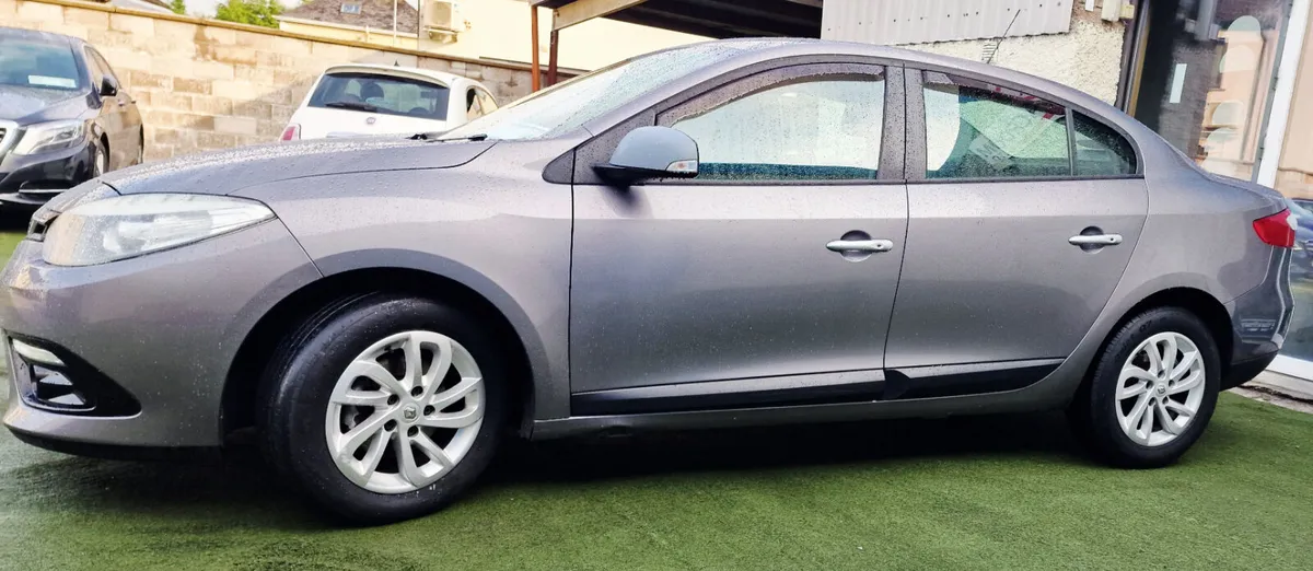Renault Fluence 1.5dci DYNAMIQUE NCT TAX LOW KM - Image 2