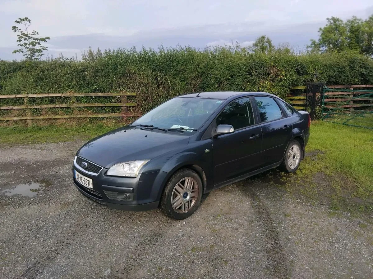 Ford focus 1.6 petrol quick sale - Image 3