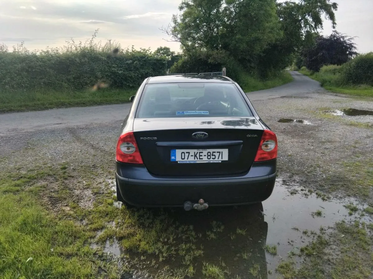 Ford focus 1.6 petrol quick sale - Image 4