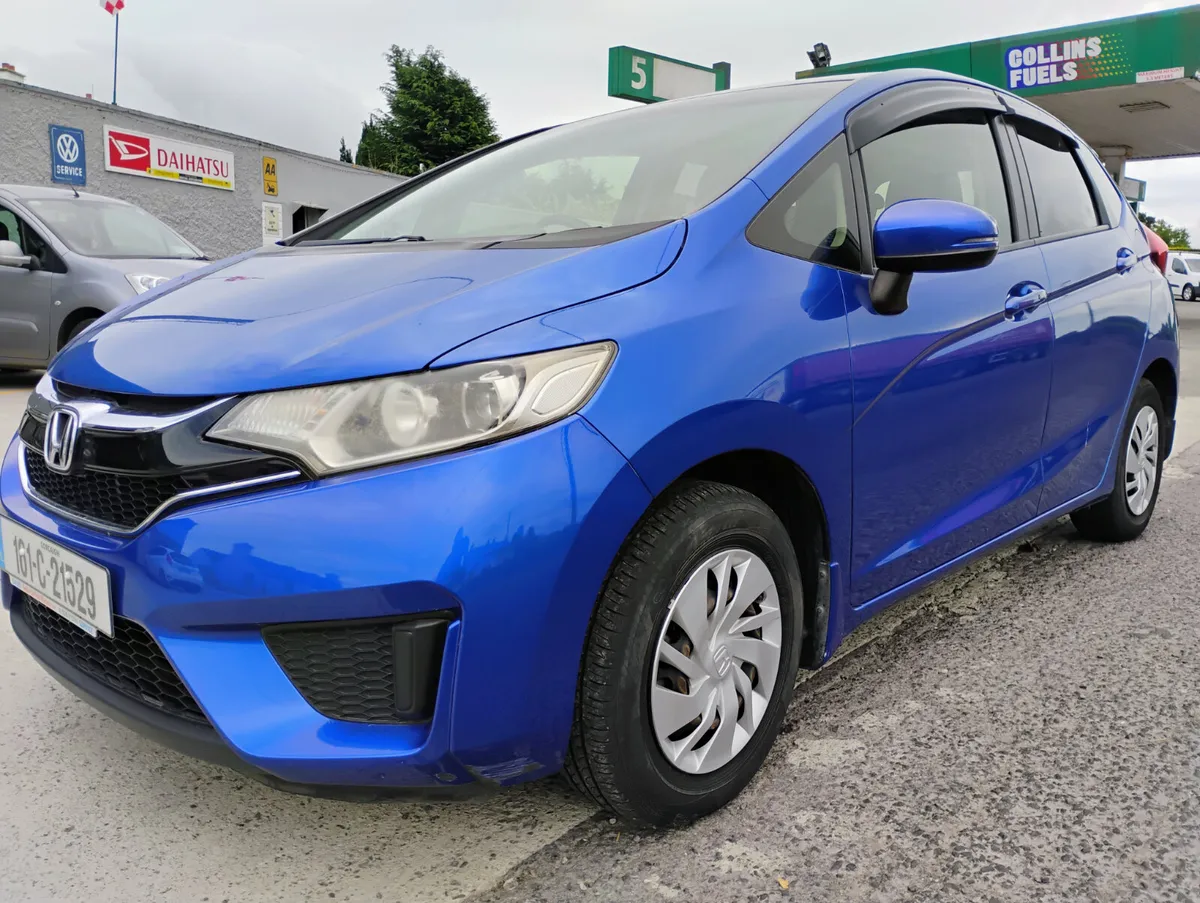 Honda Fit 2016 AUTOMATIC - Image 4