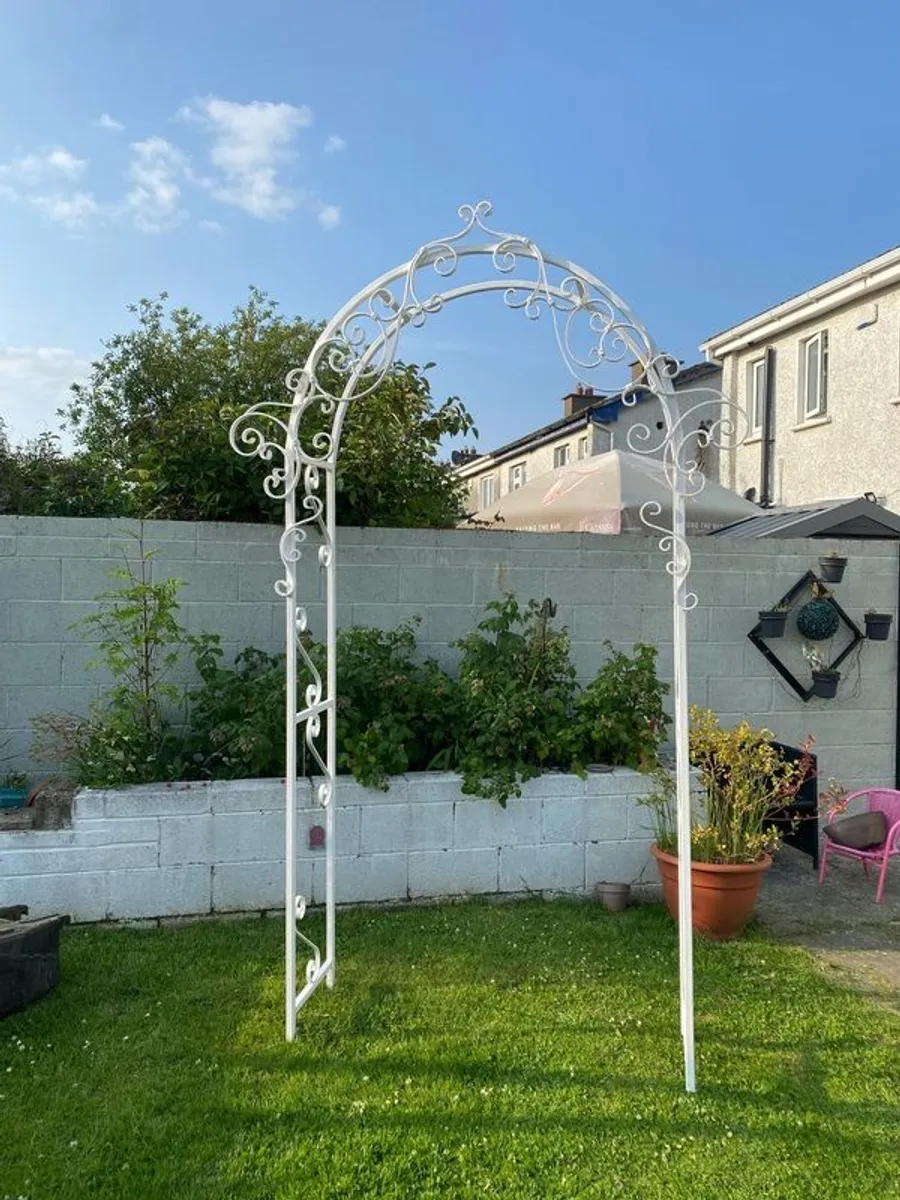 wedding/garden arch - Image 1