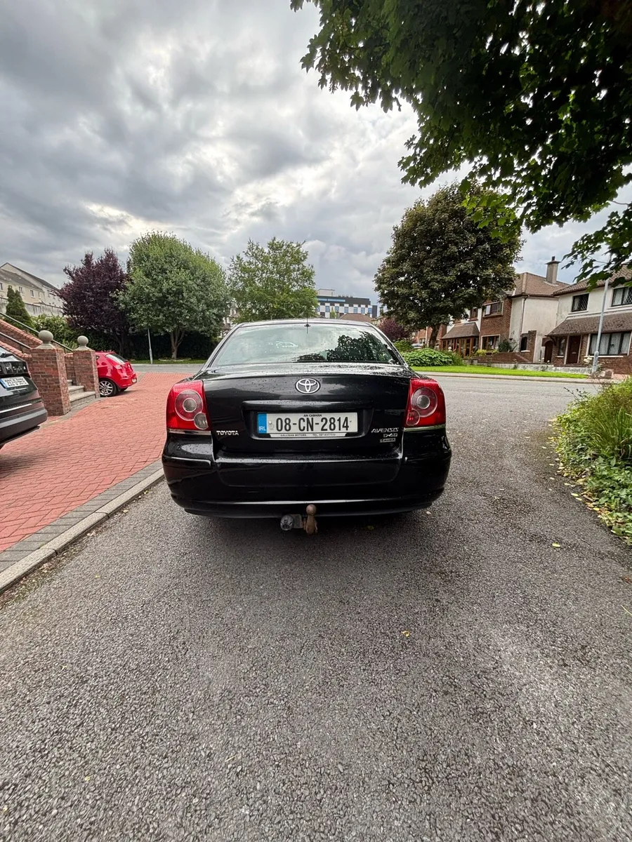 Toyota Avensis - Image 4