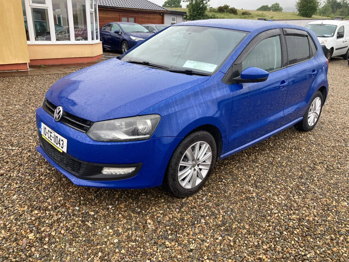 Volkswagen Polo 2010 Automatic - Image 2