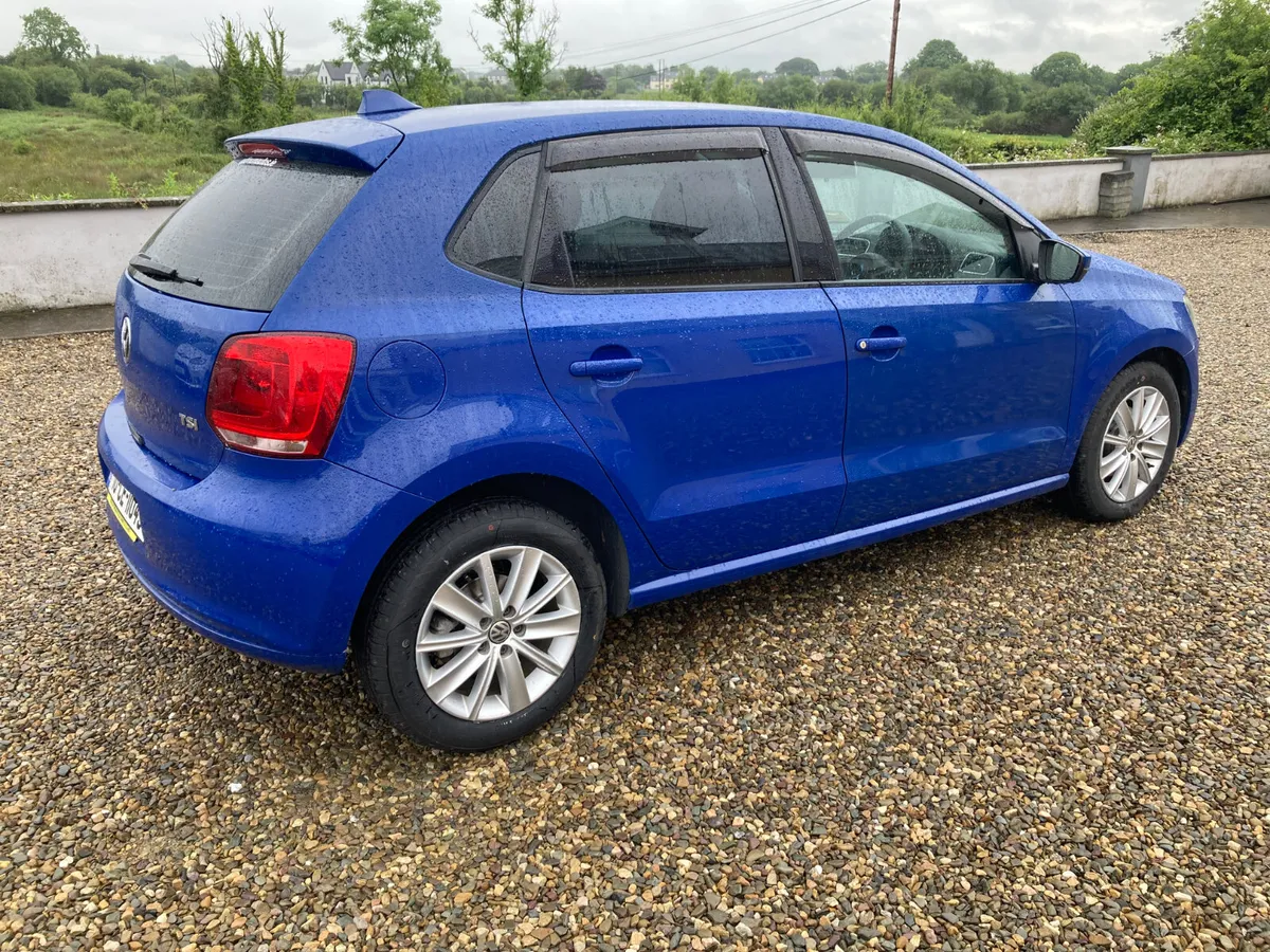 Volkswagen Polo 2010 Automatic - Image 4
