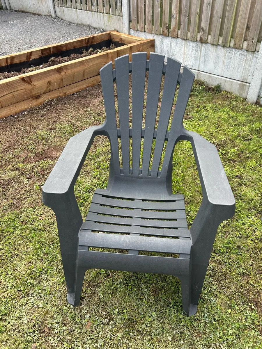 2 x garden chairs - Image 3