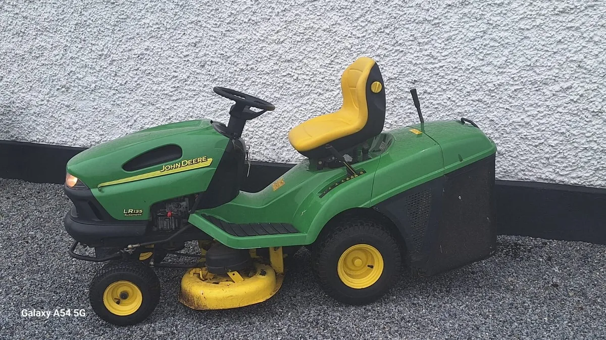 John Deere Lawnmower - Image 2