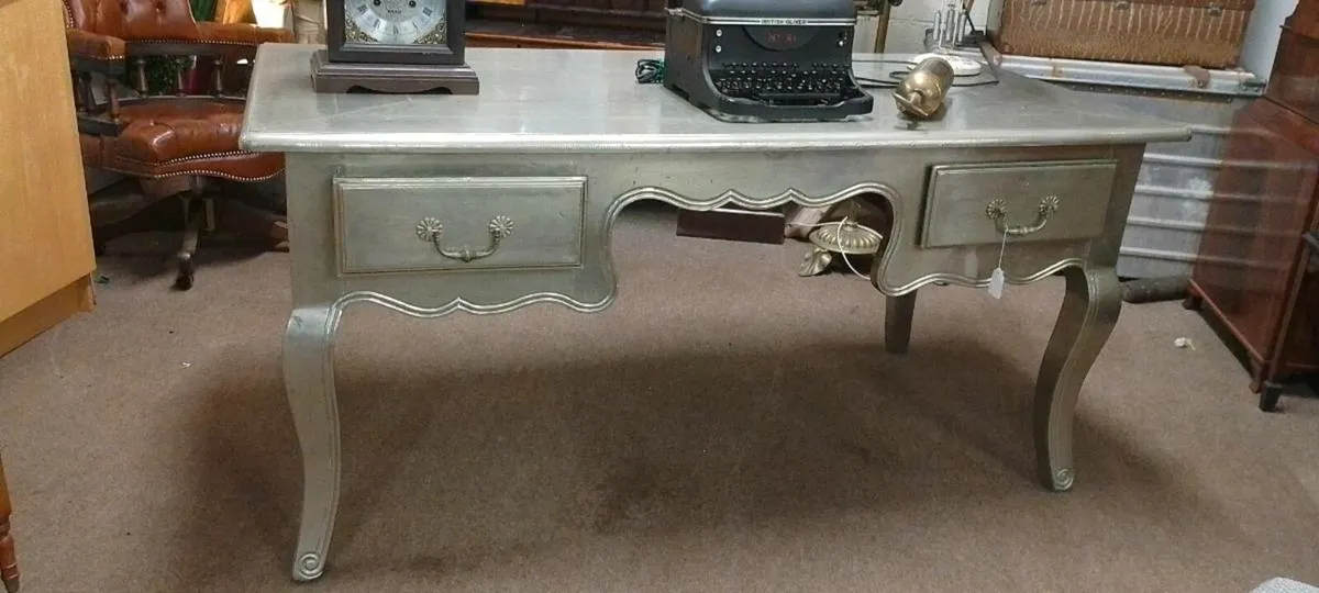 Large Aluminium Encased Decorative Office Desk - Image 1