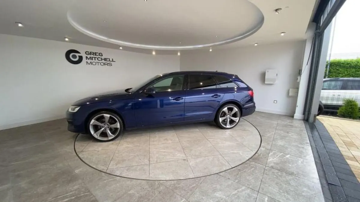 Audi A4 35 TDI Technik 5dr S Tronic - Image 4