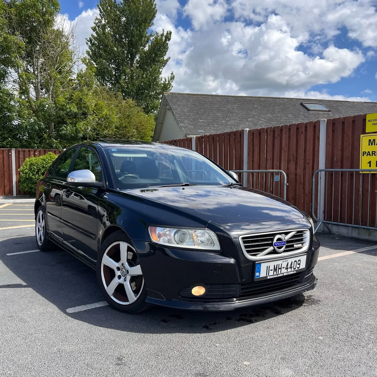 Volvo S40 R-design D4 5cyl - Image 1
