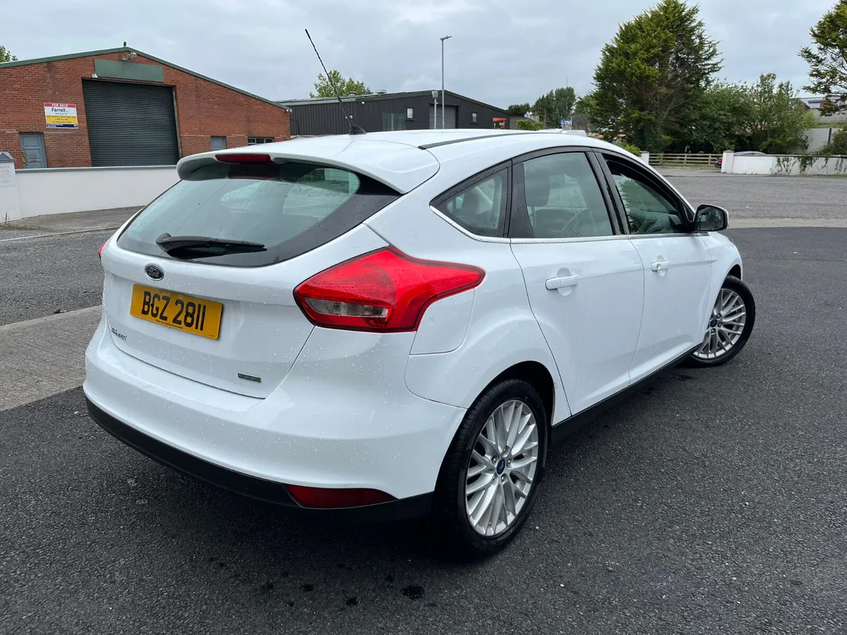 2016 Ford Focus 1.0 Petrol Northern Ireland Reg - Image 4
