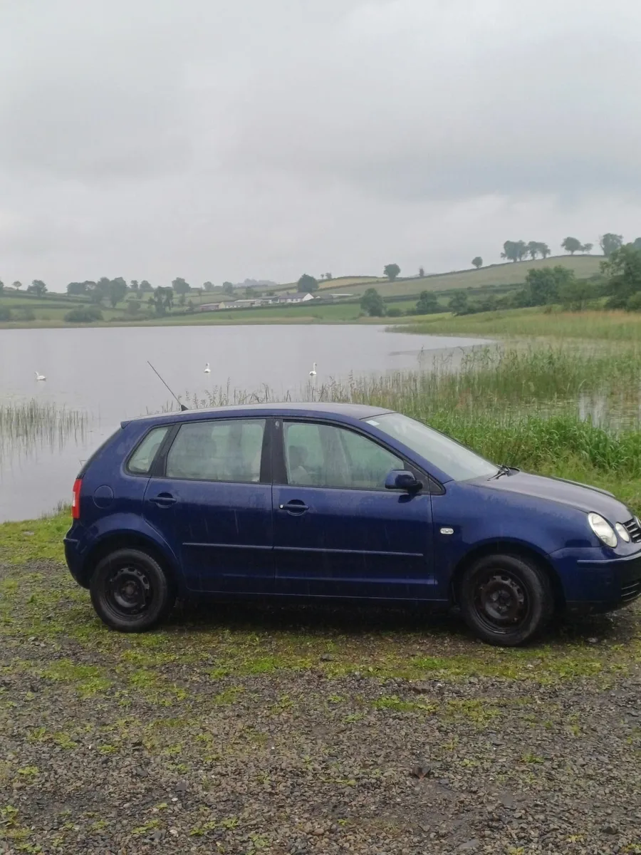 Volkswagen Polo 2004 automatic - Image 1
