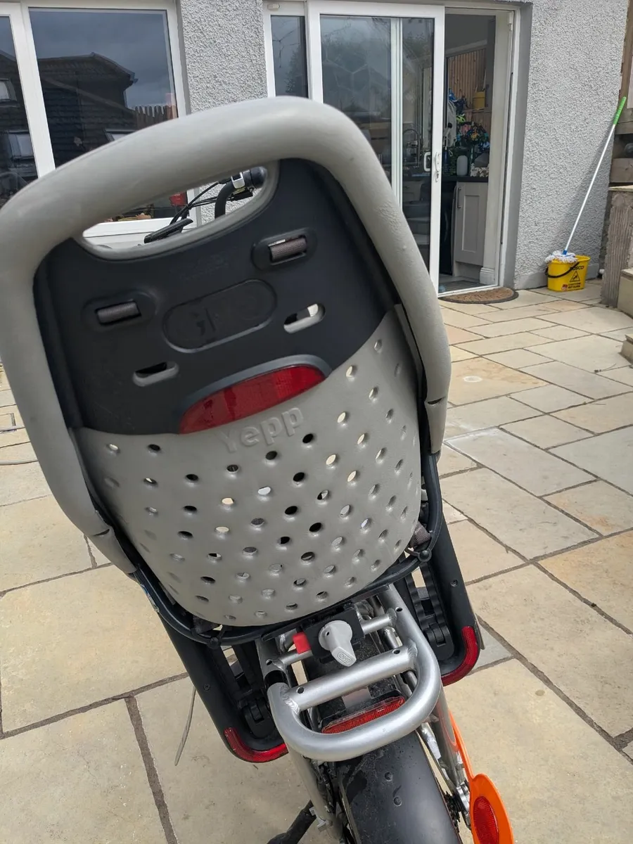 Childs Bike seat - Thule Yepp Maxi rack mount - Image 4