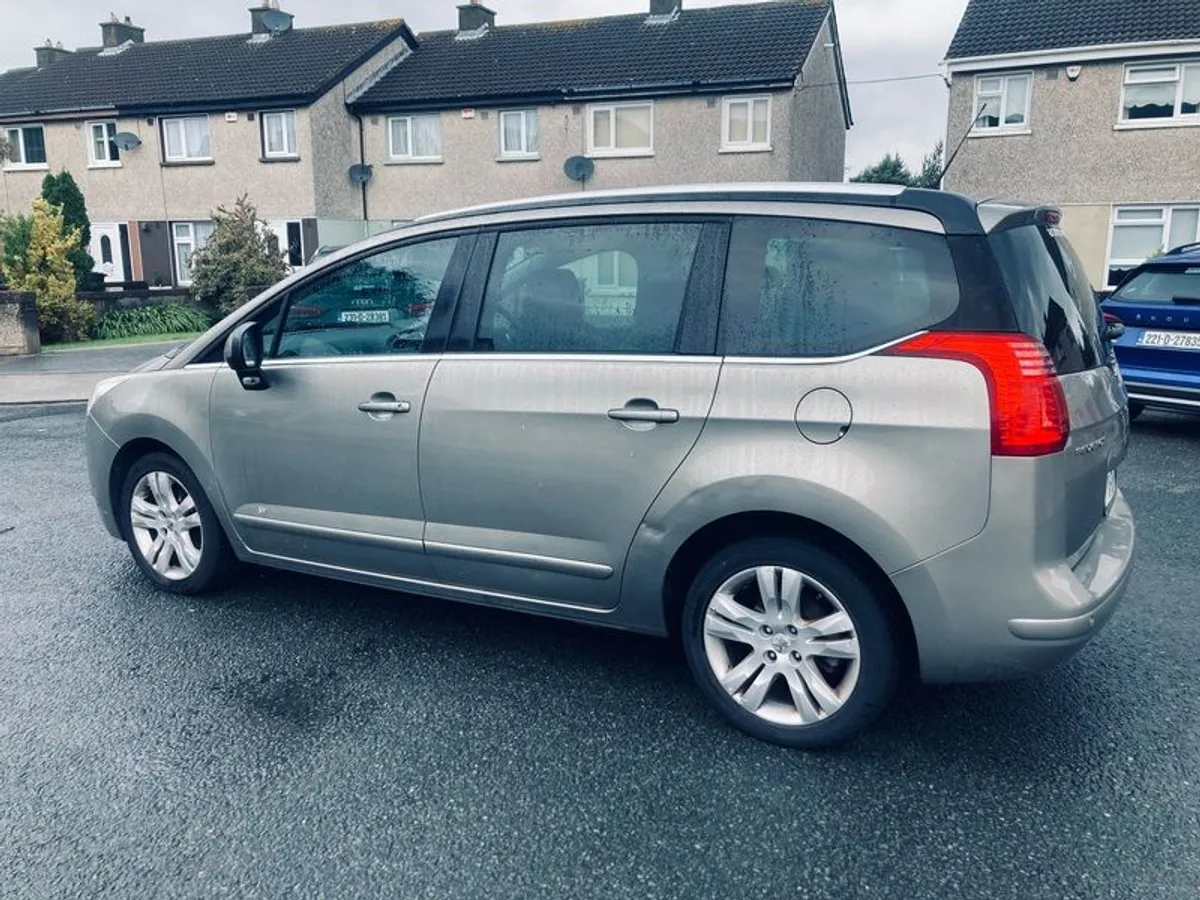 2011 Peugeot 5008 - Image 3