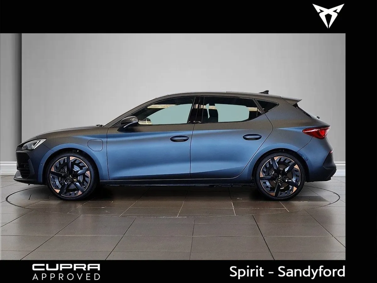 Cupra Leon VZ E-hybrid 245HP DSG  sunroof - Image 4